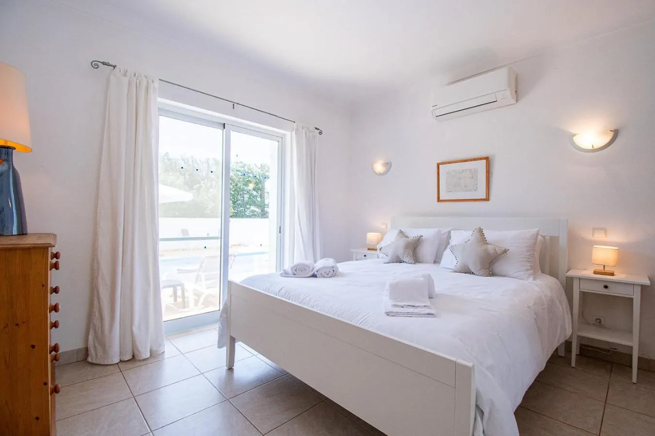 Villa La Pausa - Serene 3-Bedroom Retreat With Heated Pool Carvoeiro