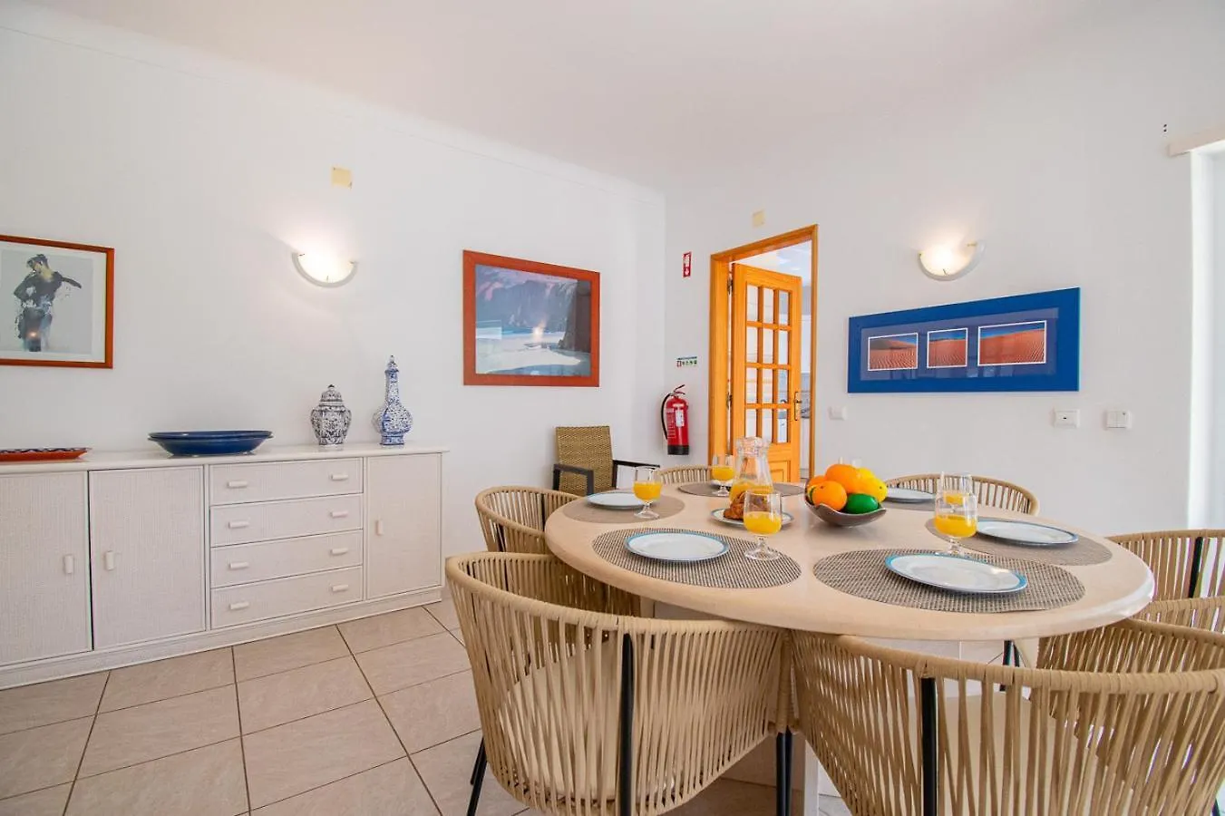 Villa La Pausa - Serene 3-Bedroom Retreat With Heated Pool Carvoeiro  0*, Carvoeiro (Lagoa) Portugal