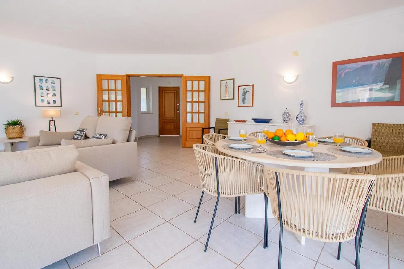 Villa La Pausa - Serene 3-Bedroom Retreat With Heated Pool Carvoeiro  0*, Carvoeiro (Lagoa)