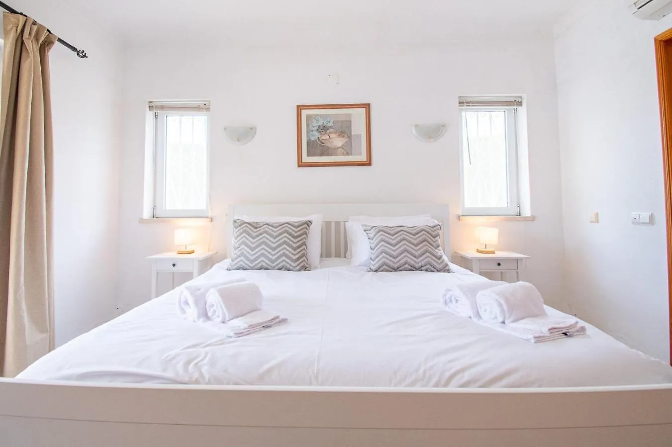 Villa La Pausa - Serene 3-Bedroom Retreat With Heated Pool Carvoeiro  Portugal