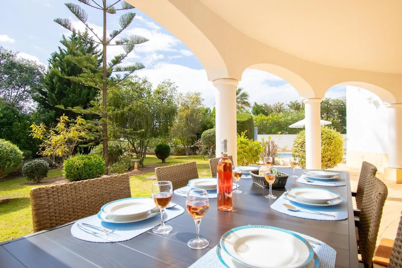 Villa La Pausa - Serene 3-Bedroom Retreat With Heated Pool Carvoeiro  Portugal
